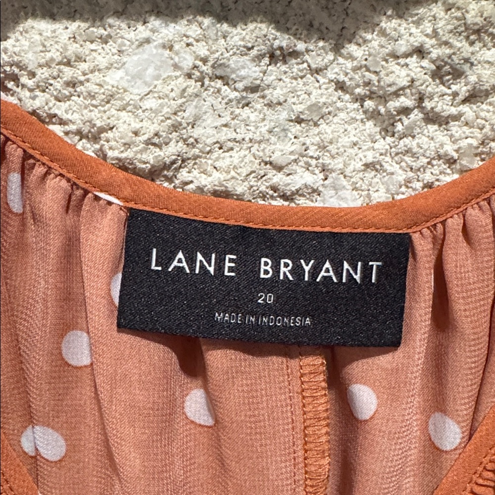 Lane Bryant Fully lined Polka Dot Sleeveless Top - Picture 5 of 5
